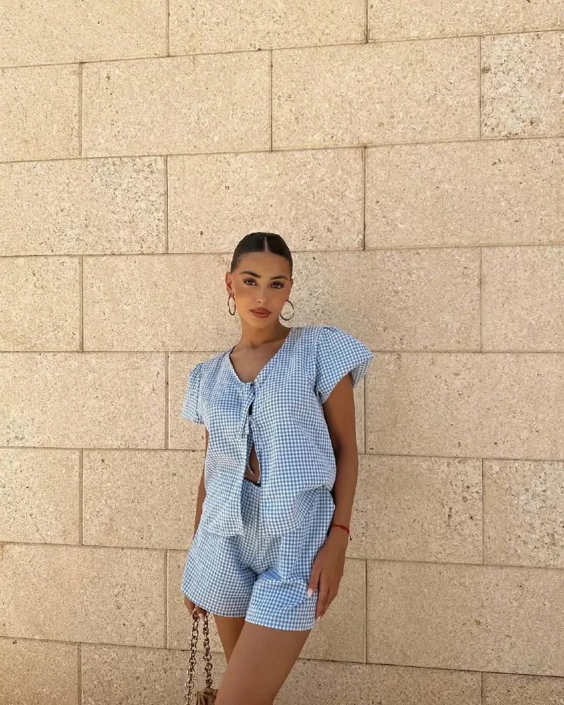 Effortless Summer Chic in Blue Gingham