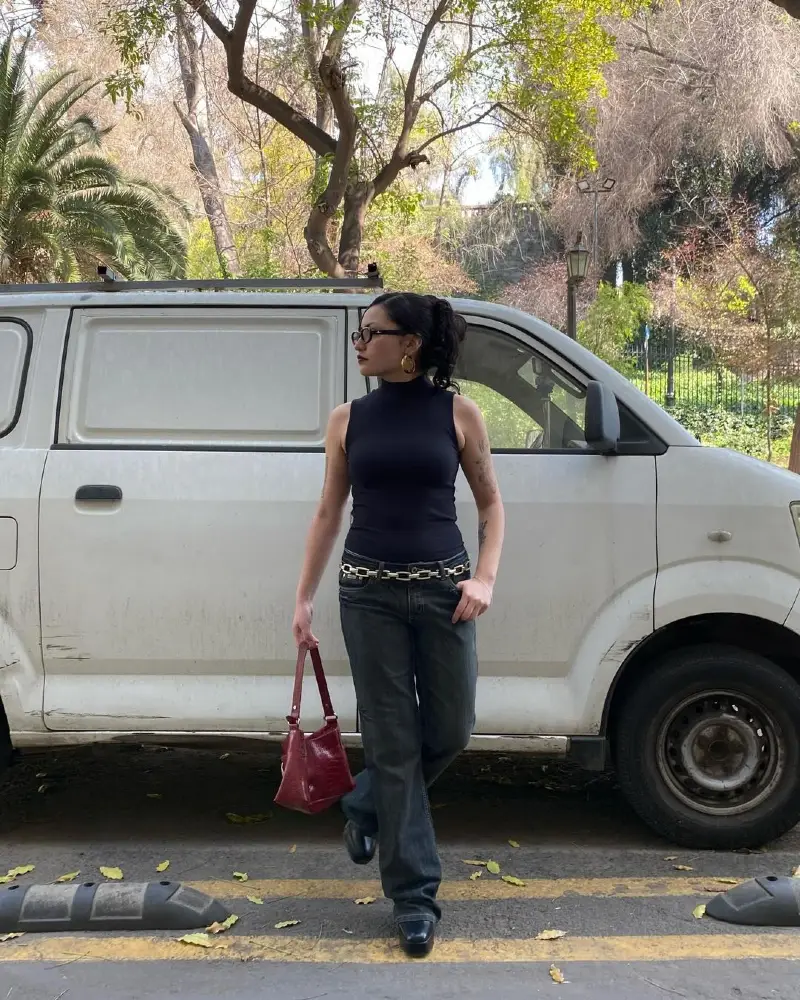 Y2K Minimalist Street Style