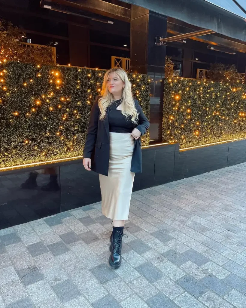 Modern Minimalist Holiday Elegance