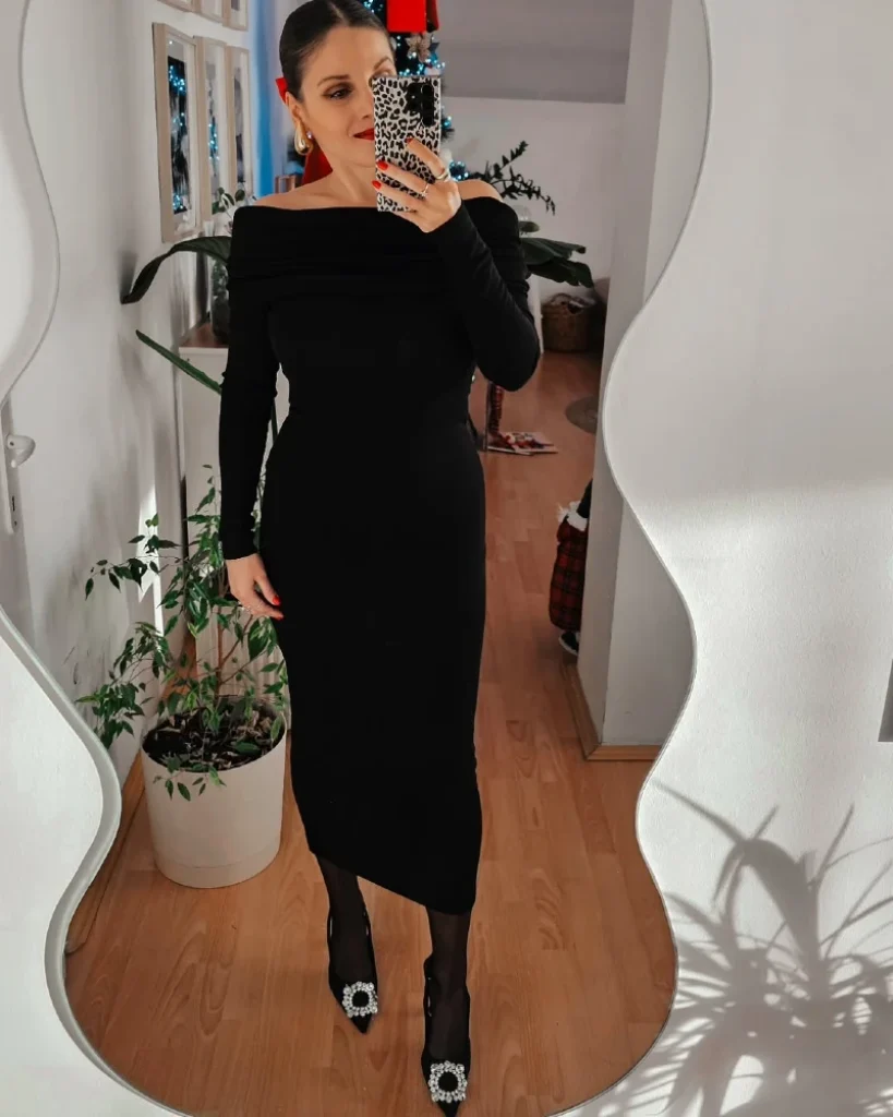 Elegant Off-Shoulder Christmas Evening Dress
