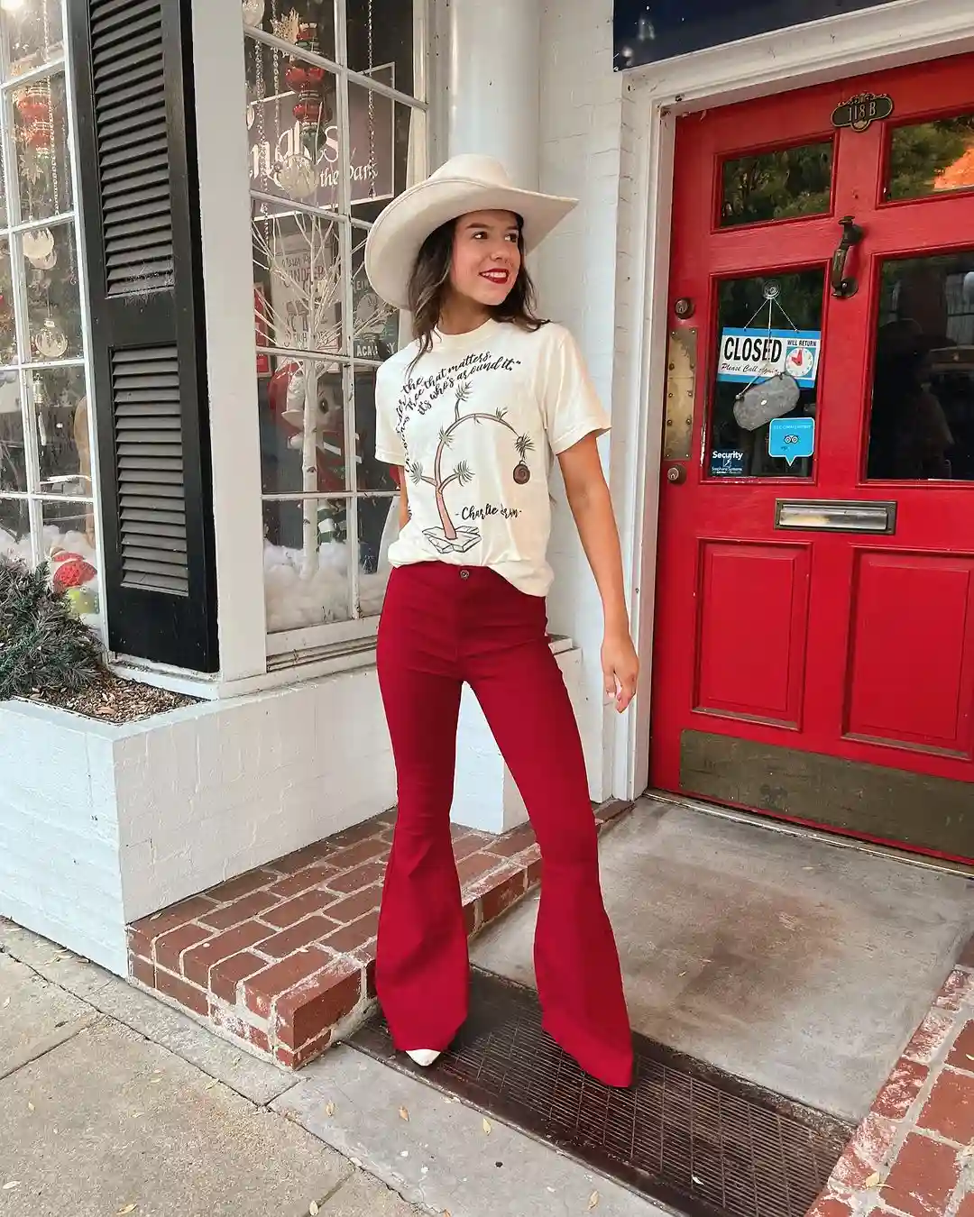 Retro Christmas Spirit A Festive Outfit with a Vintage Twist