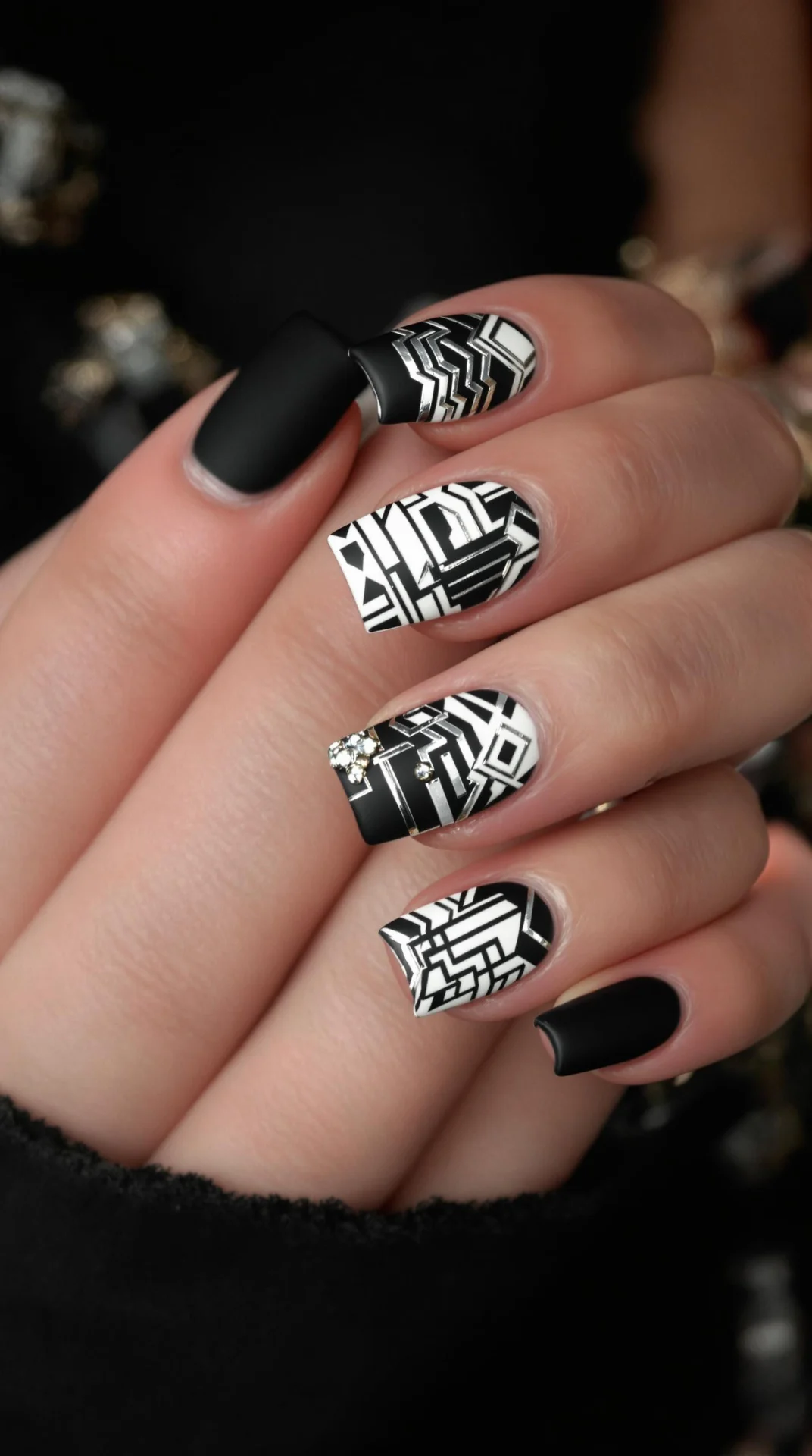 Art Deco Elegance Black and White Nail Art That Turns Heads