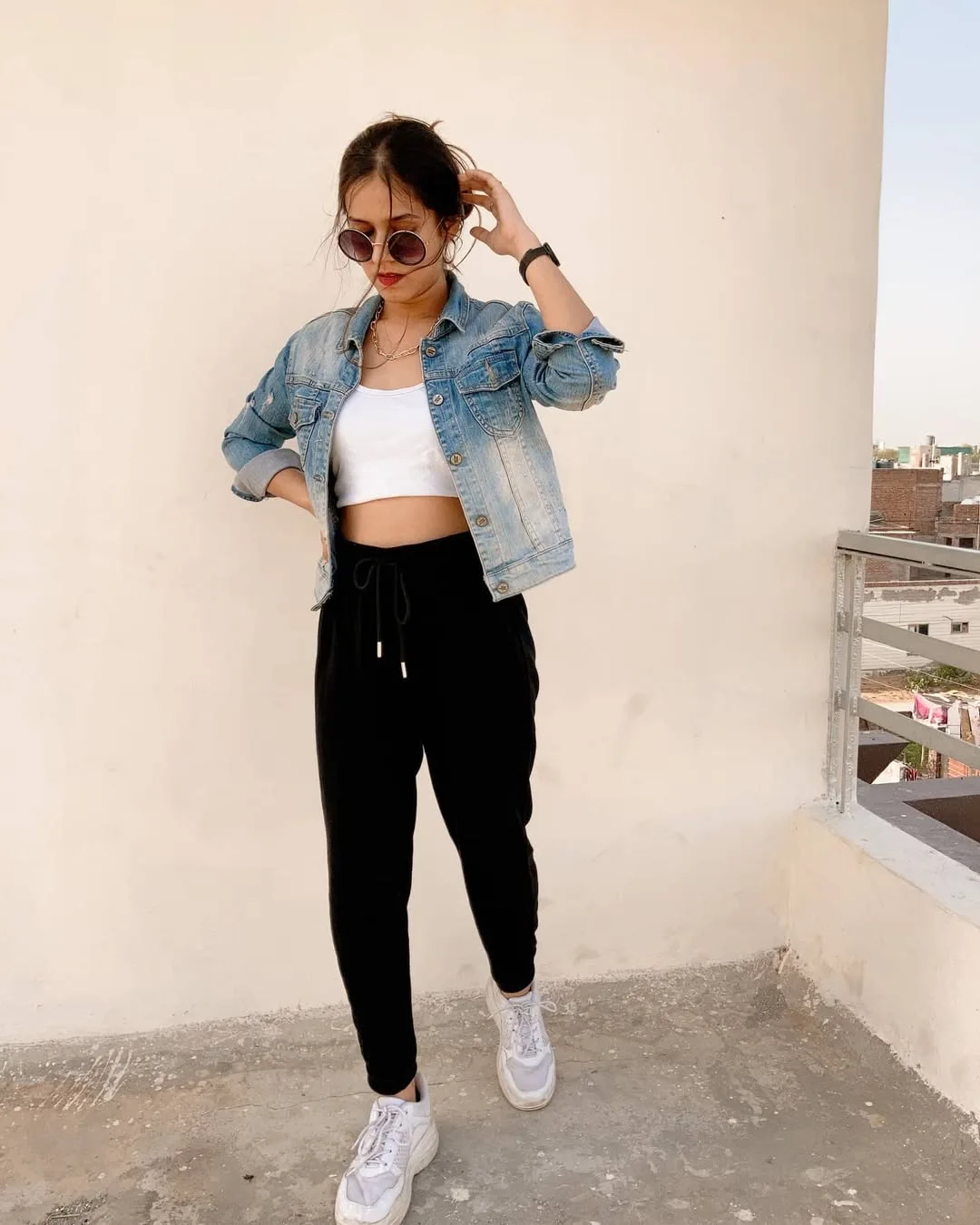 Effortless Cool Denim Jacket Outfit Ideas for Every Season