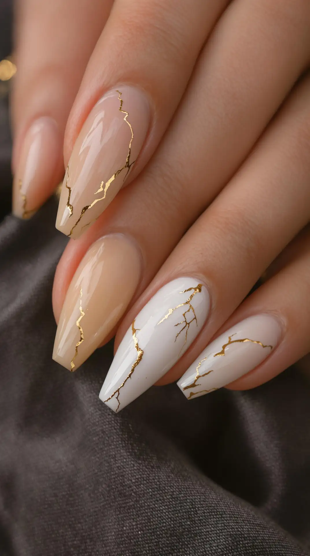 Golden Veins: Luxe Yellow Nail Art with Metallic Accents