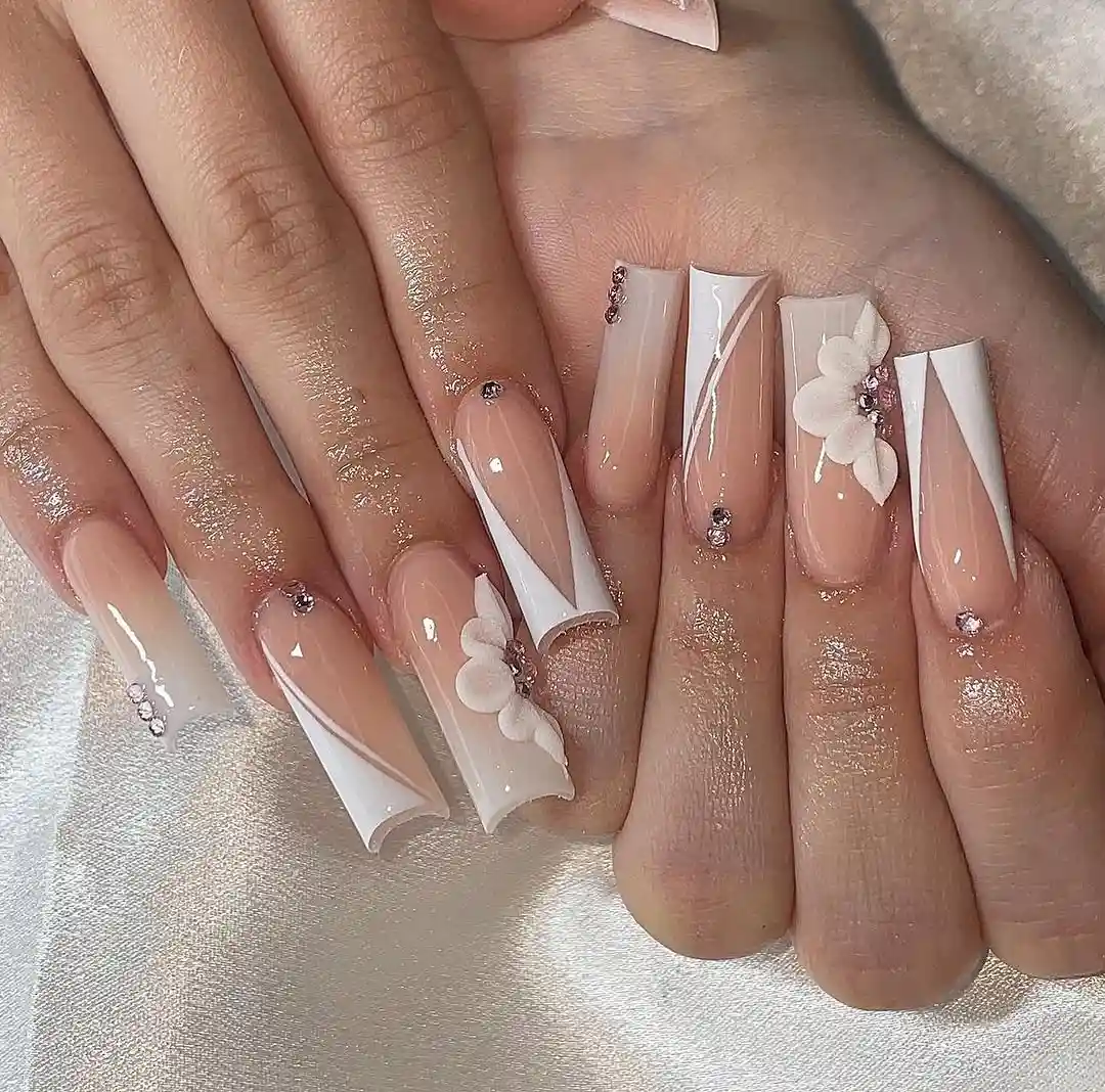 legant Petal Perfection Classic Glam nails