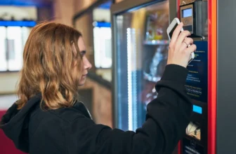 5 Vending Machines Anyone Can Place To Make $2000 Month In Passive Income 2025