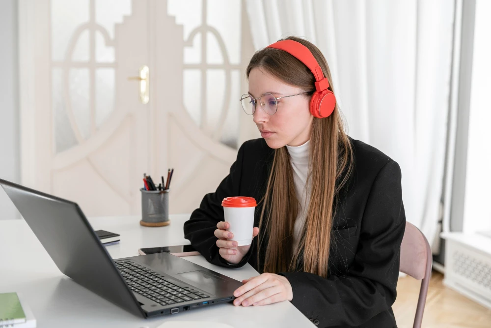 Offering Virtual Assistant Services with a Proofreading Niche