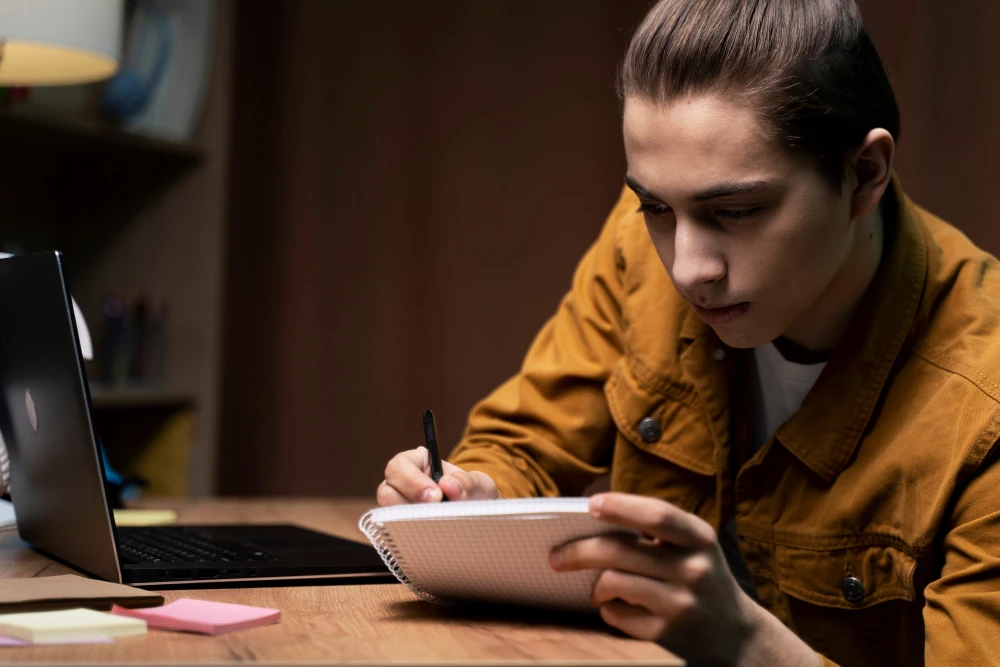 Using Social Media & Networking to Get Proofreading Gigs