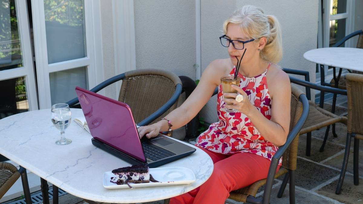 Success Tips for Senior Freelancers