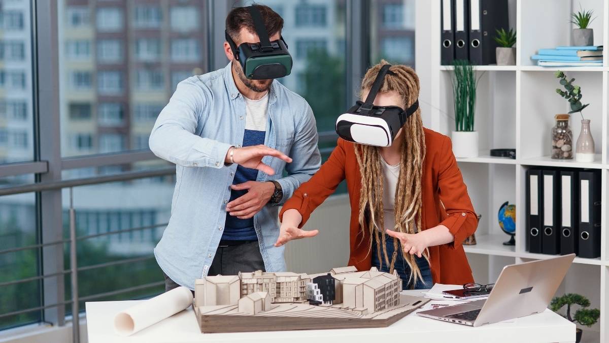 Virtual Reality Content Creation: Build Digital Worlds for Money