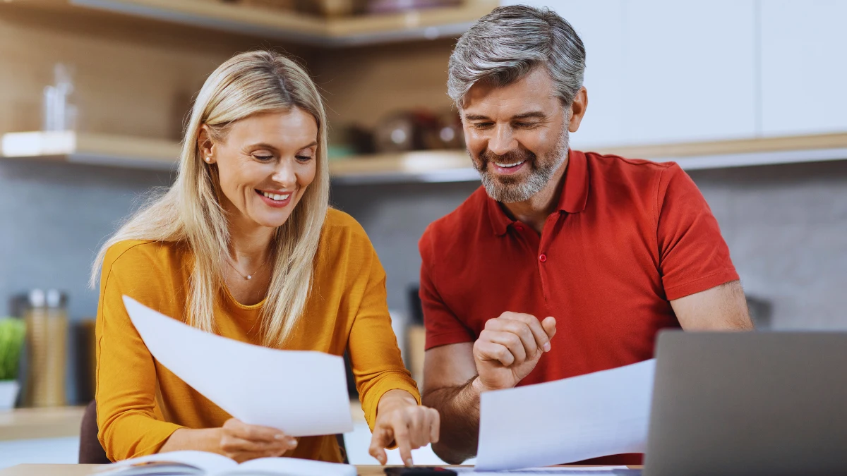 How Non-Working Spouses Can Collect $1,584 Per Month