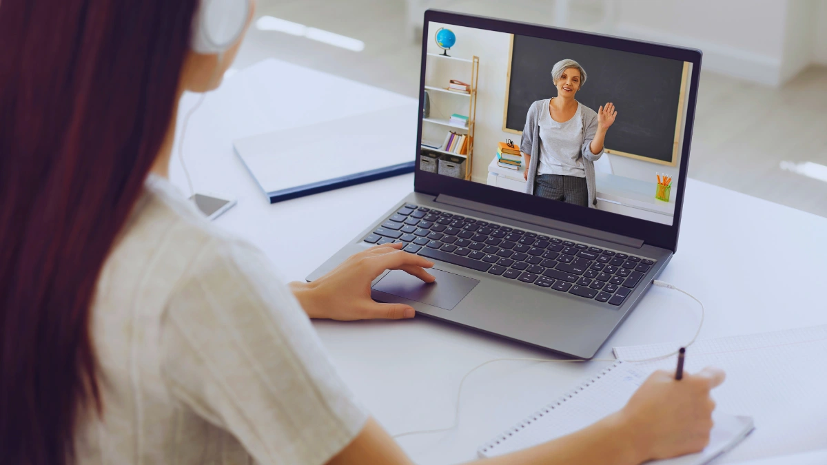 Online Teacher and Course Creator