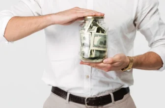 If You're Over 35 and Don't Have This Much Saved, You Need to Act Fast