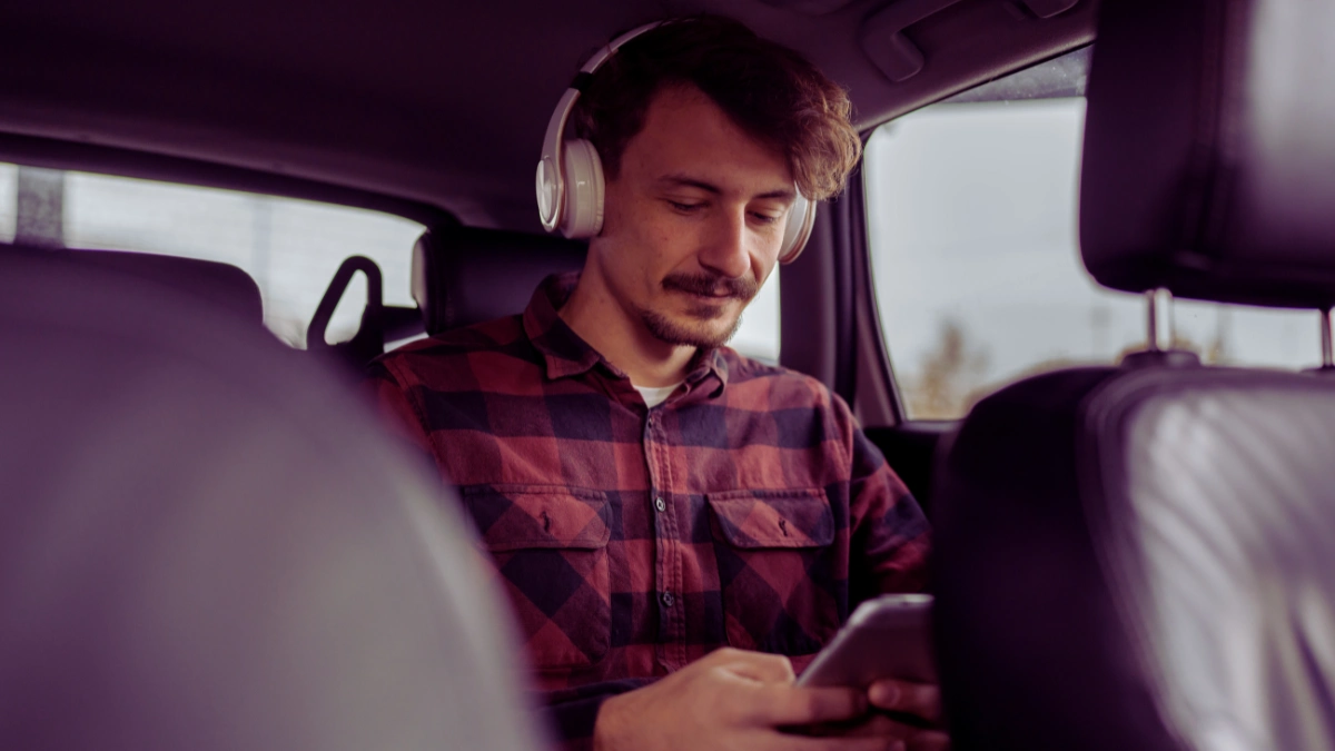 Podcasting Builds to $100-300 Monthly