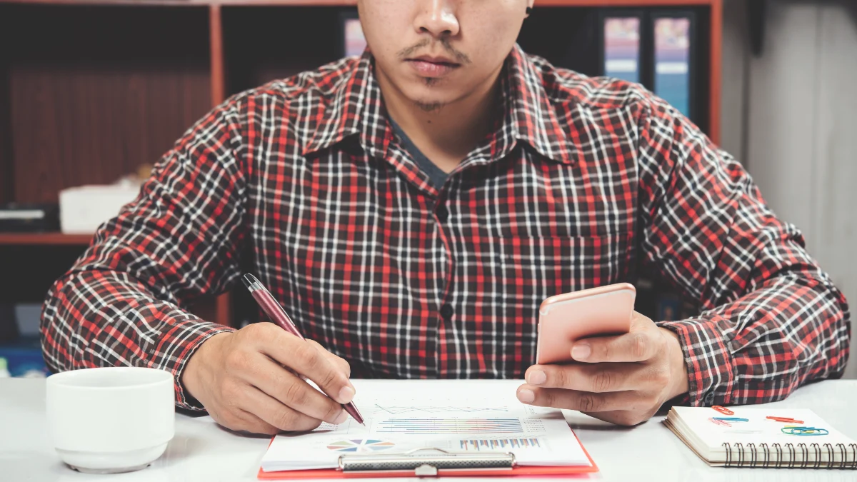 Alternative 2: Federal Income-Driven Repayment (IDR) Plans, Especially SAVE