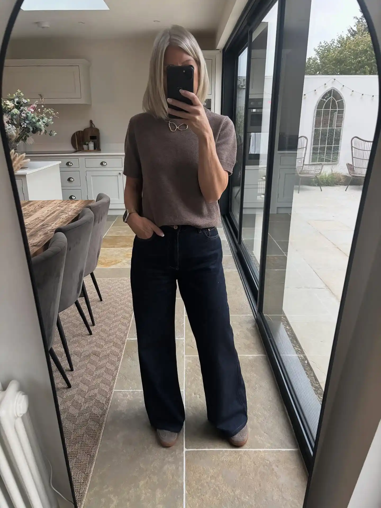 Short Sleeve Knit With Dark Wide Leg Jeans