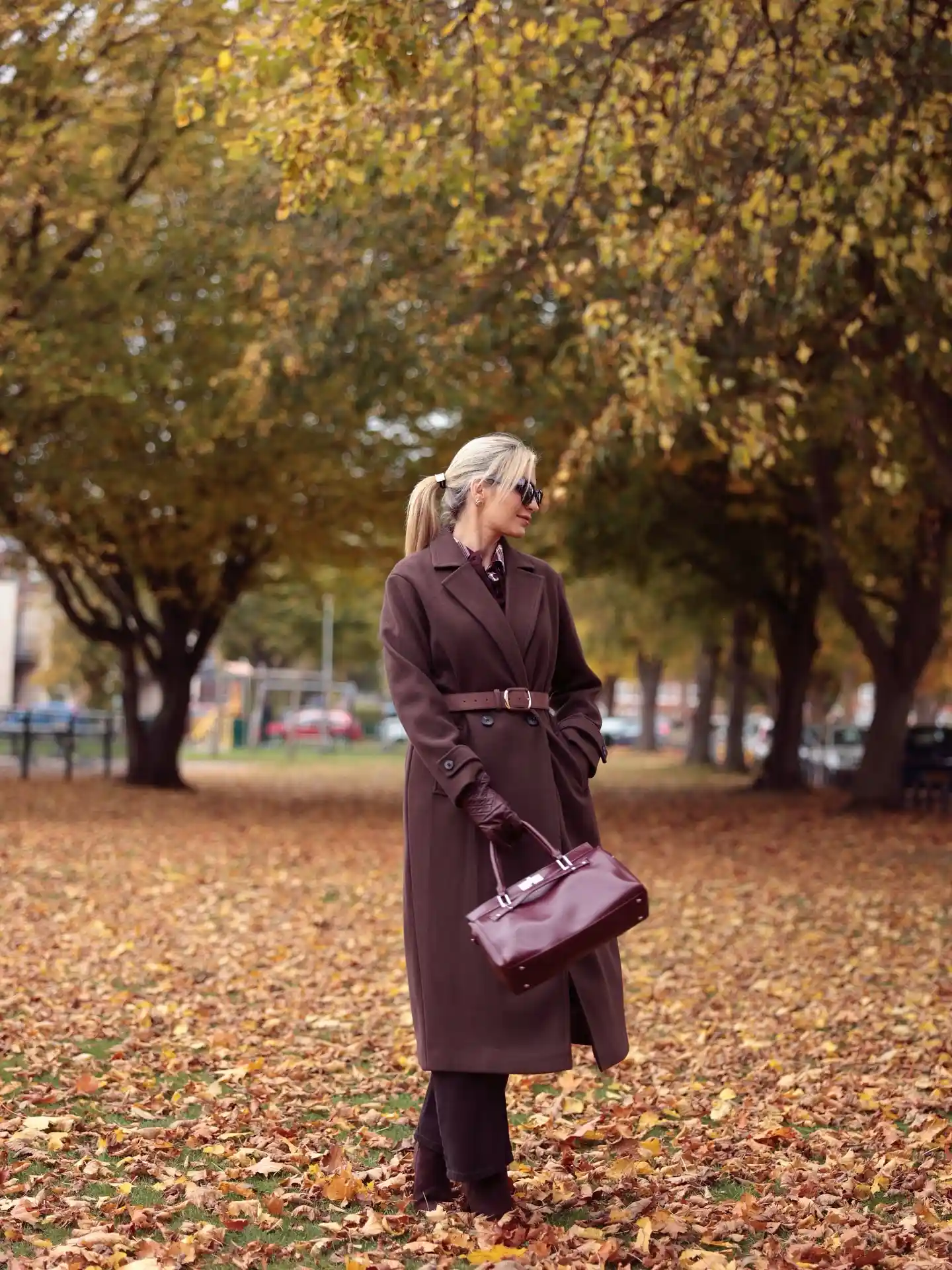  Use One Belted Wool Coat as the Main Layer