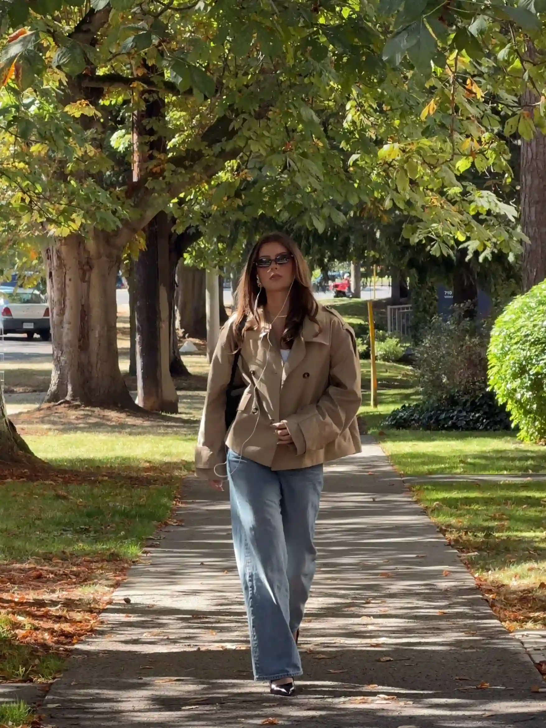 Cropped Camel Jacket With Relaxed Wide Leg Jeans